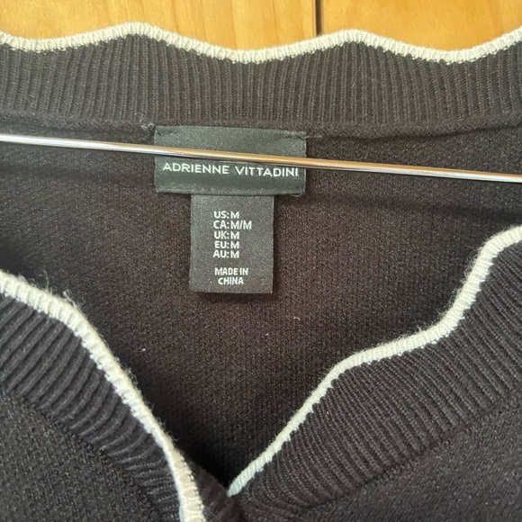 Black and White Women's Sweater - Picture 5 of 5